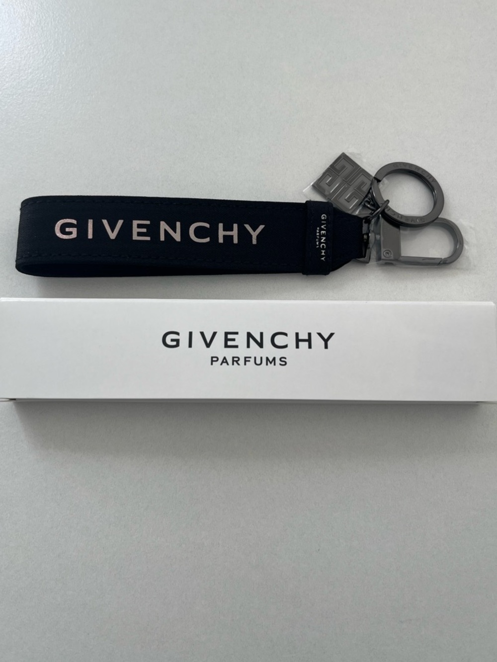 Authentic Givenchy Black and Silver Logo Strap Key Holder keychain - Picture 2 of 3